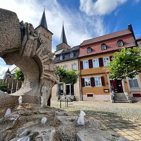 Hotel Weinstube Am Markt Gerolzhofen Esterno foto