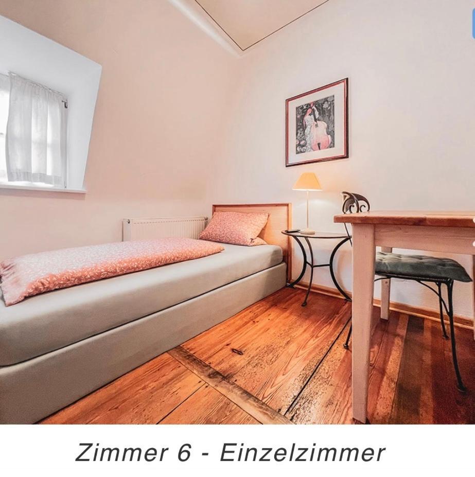 Hotel Weinstube Am Markt Gerolzhofen Esterno foto