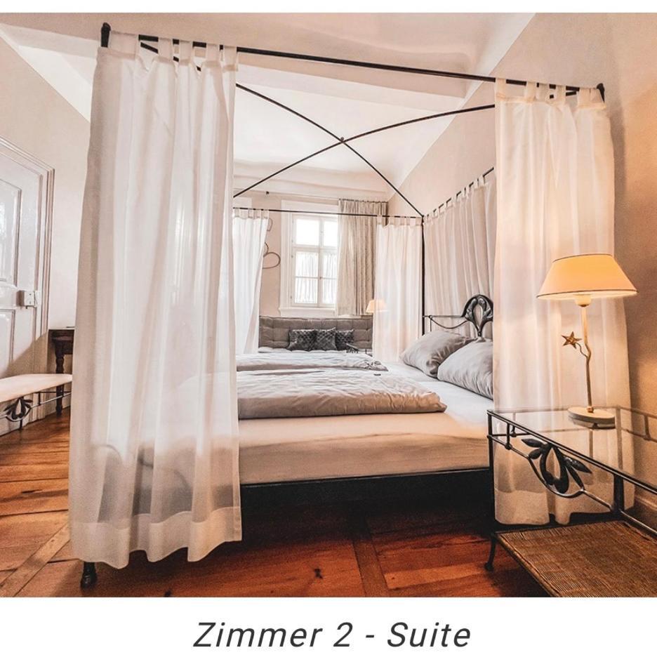 Hotel Weinstube Am Markt Gerolzhofen Esterno foto