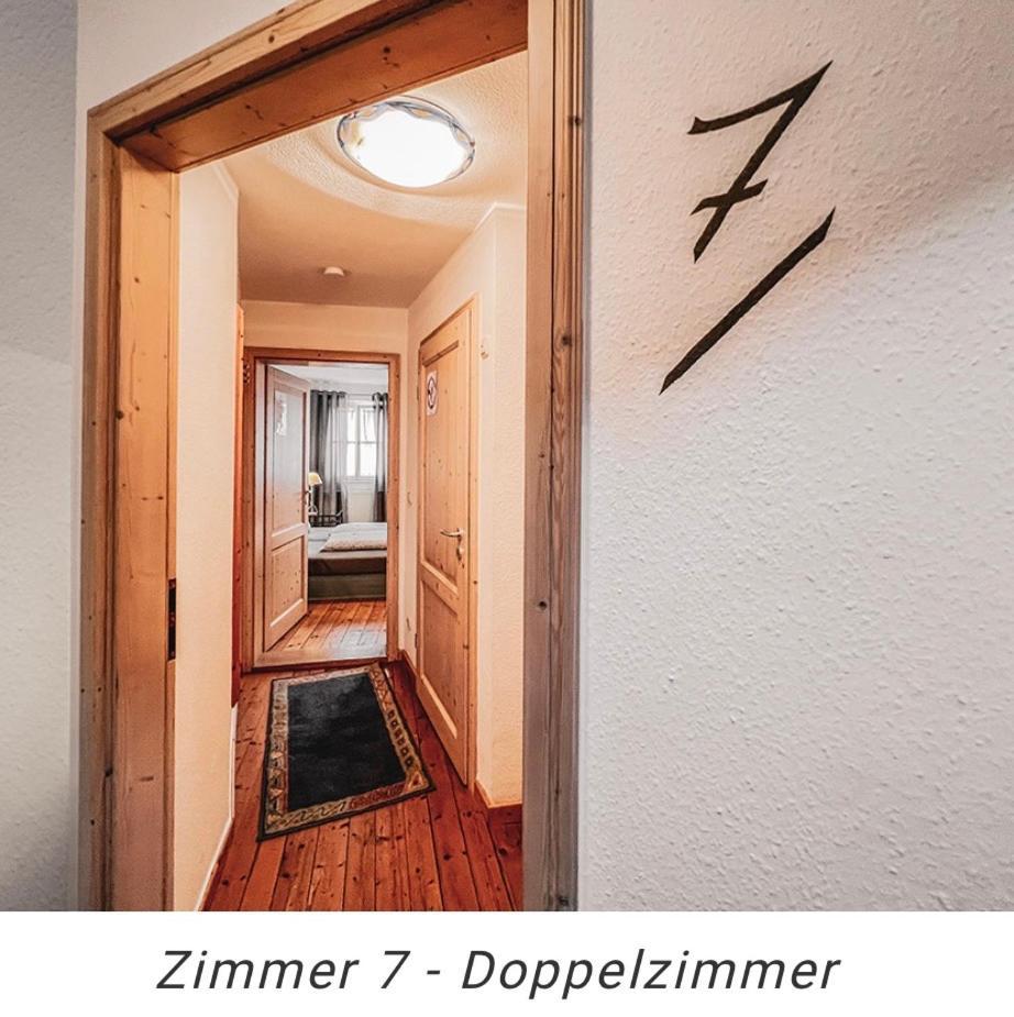 Hotel Weinstube Am Markt Gerolzhofen Esterno foto