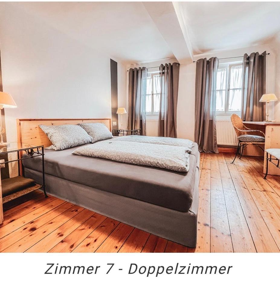 Hotel Weinstube Am Markt Gerolzhofen Esterno foto